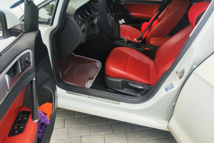 Used Volkswagen Golf 2020 Zhiai Edition 200TSI DSG Comfortable & Ambitious Version Driver Seat