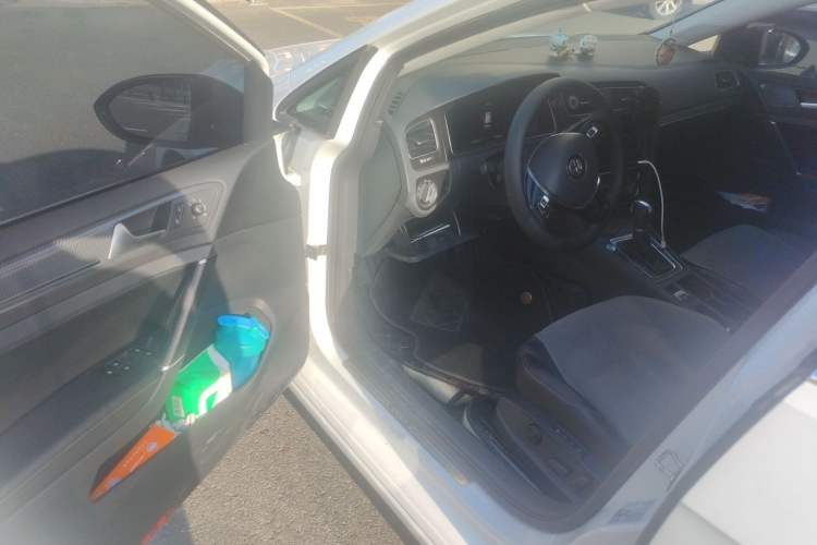 Used Volkswagen Golf 2020 280TSI DSG Luxury Edition Driver Seat