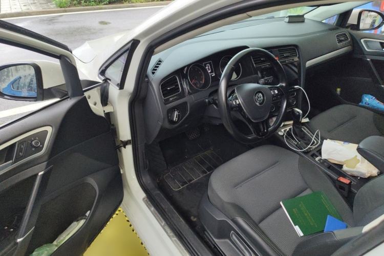 Used Volkswagen Golf 2020 Zhiai Edition 280TSI DSG Comfort Model Driver Seat