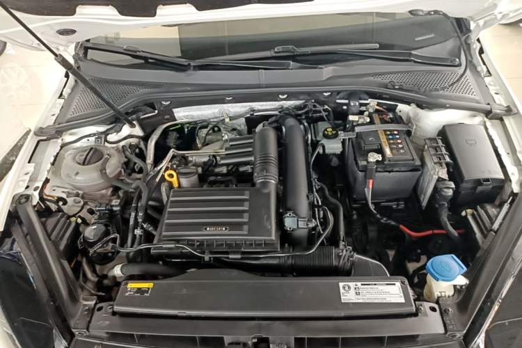 Used Volkswagen Golf 2020 Charming Edition 280TSI DSG R-Line Engine Bay