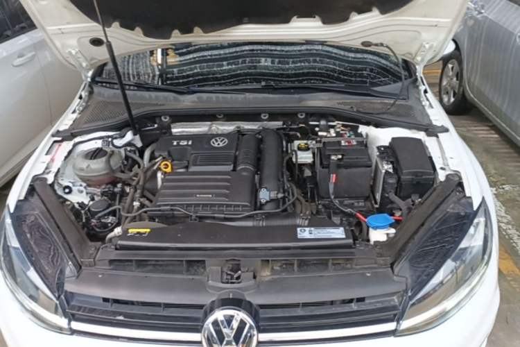 Used Volkswagen Golf 2020 280TSI DSG Comfort Version Engine Bay