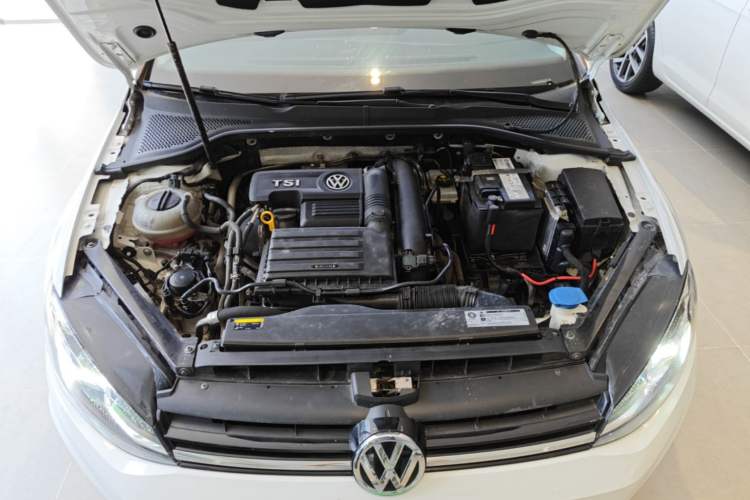 Used Volkswagen Golf 2020 280TSI DSG Comfort Version Engine Bay