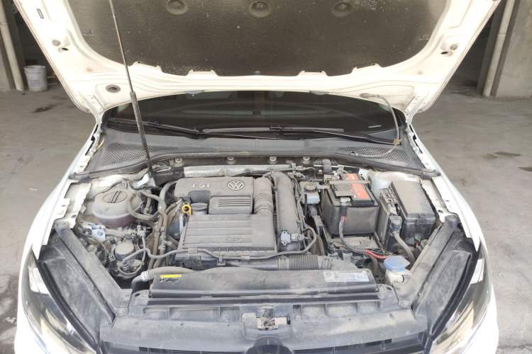 Used Volkswagen Golf 2020 280TSI DSG Comfort Version Engine Bay