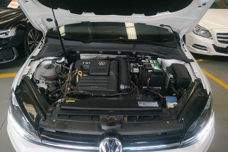 Used Volkswagen Golf 2020 200TSI DSG Comfortable and Ambitious Edition Engine Bay