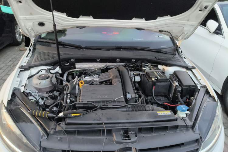Used Volkswagen Golf 2020 280TSI DSG Comfort Version Engine Bay