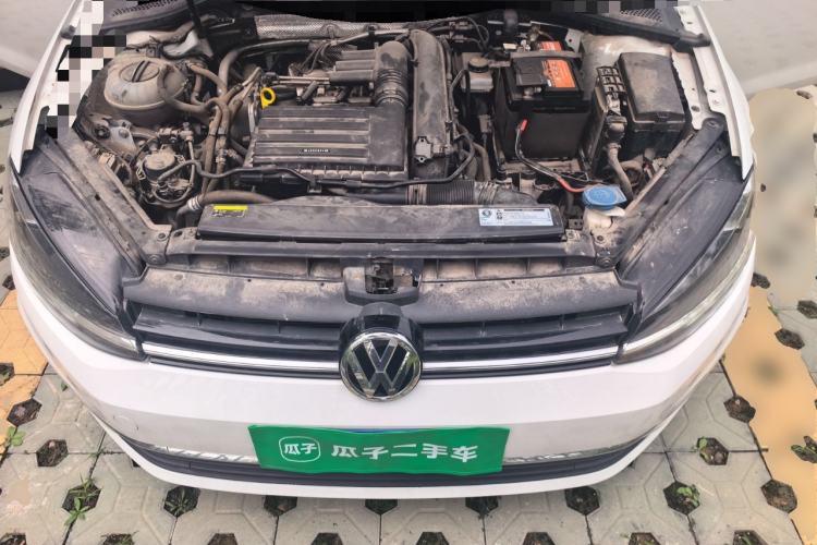 Used Volkswagen Golf 2020 Zhiai Edition 280TSI DSG Comfort Model Engine Bay