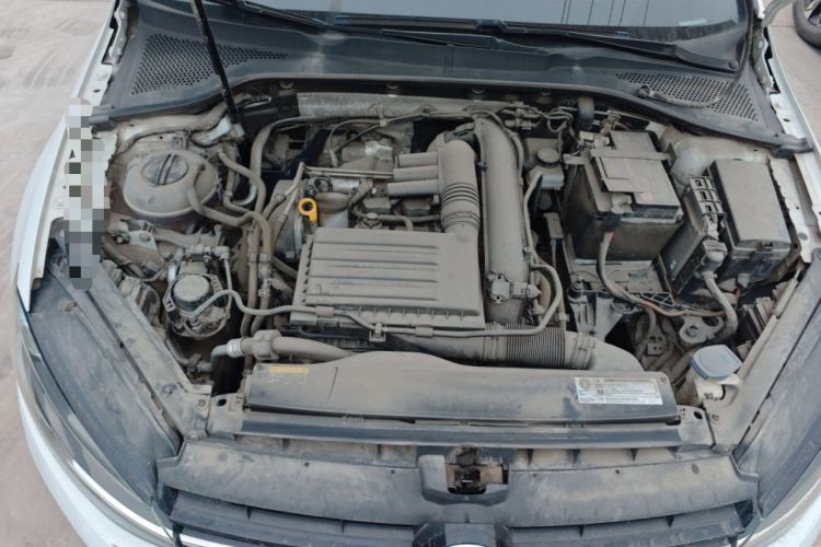 Used Volkswagen Golf 2020 Zhiai Edition 200TSI DSG Comfortable & Ambitious Version Engine Bay
