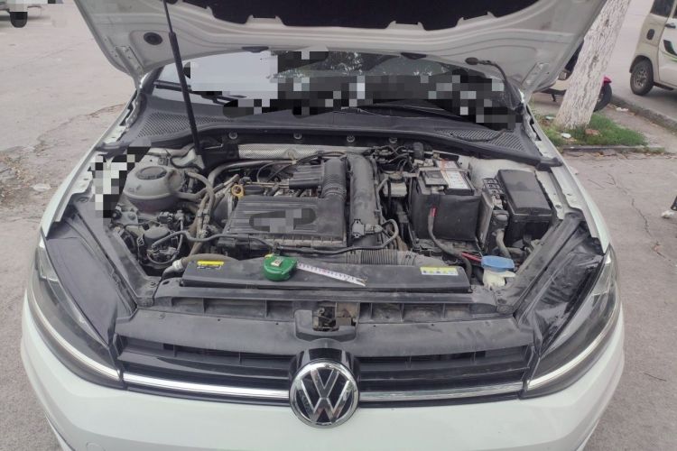 Used Volkswagen Golf 2020 Zhiai Edition 280TSI DSG Comfort Model Engine Bay