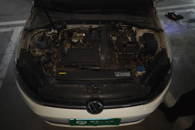 Used Volkswagen Golf 2020 Zhiai Edition 280TSI DSG Comfort Model Engine Bay