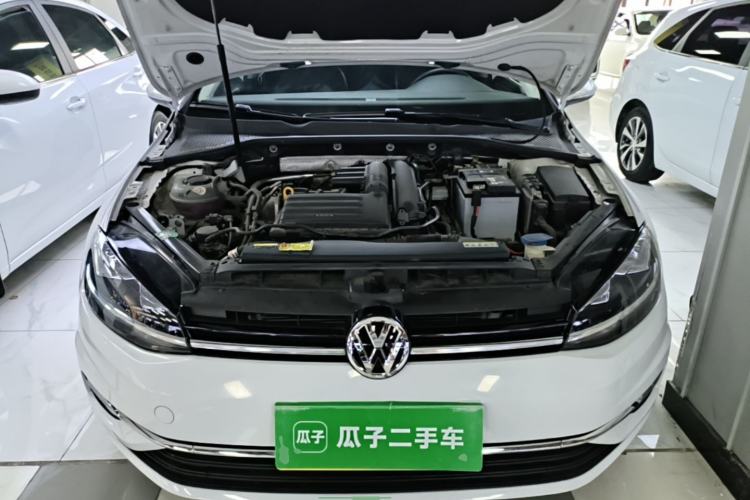 Used Volkswagen Golf 2020 Zhiai Edition 280TSI DSG Comfort Model Engine Bay