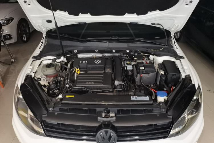 Used Volkswagen Golf 2020 280TSI DSG Comfort Version Engine Bay