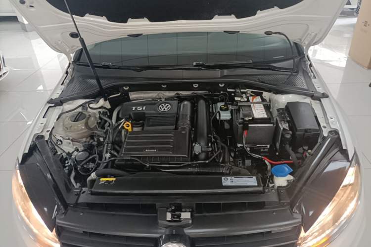 Used Volkswagen Golf 2020 280TSI DSG Comfort Version Engine Bay