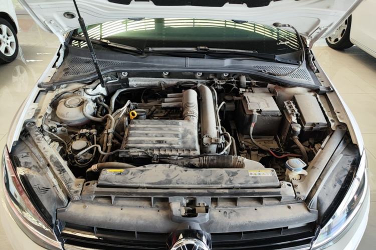 Used Volkswagen Golf 2020 Zhiai Edition 280TSI DSG Comfort Model Engine Bay