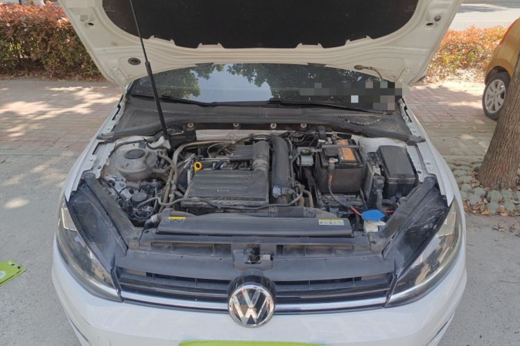 Used Volkswagen Golf 2020 Zhiai Edition 200TSI DSG Comfortable & Ambitious Version Engine Bay