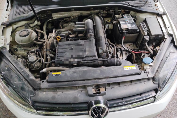 Used Volkswagen Golf 2020 Zhiai Edition 280TSI DSG Luxury Model Engine Bay
