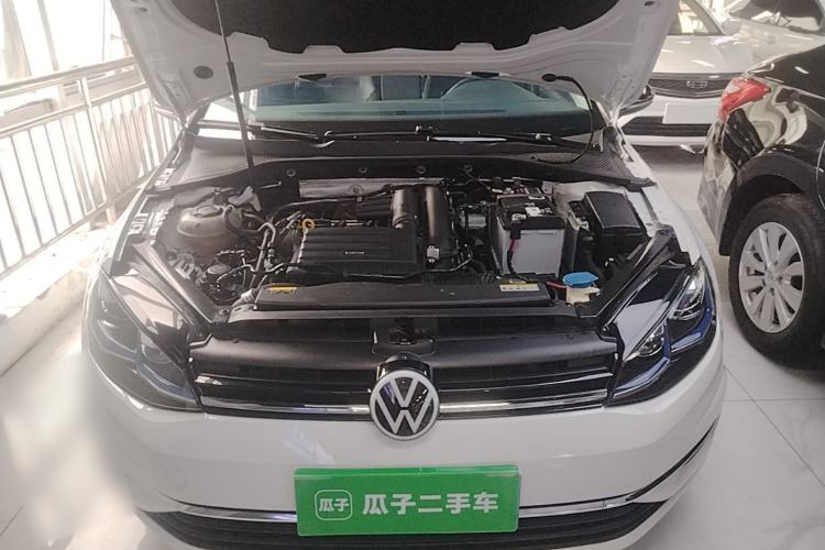 Used Volkswagen Golf 2020 Zhiai Edition 280TSI DSG Comfort Model Engine Bay