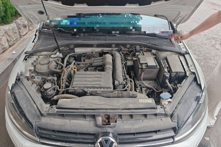 Used Volkswagen Golf 2020 Zhiai Edition 280TSI DSG Comfort Model Engine Bay