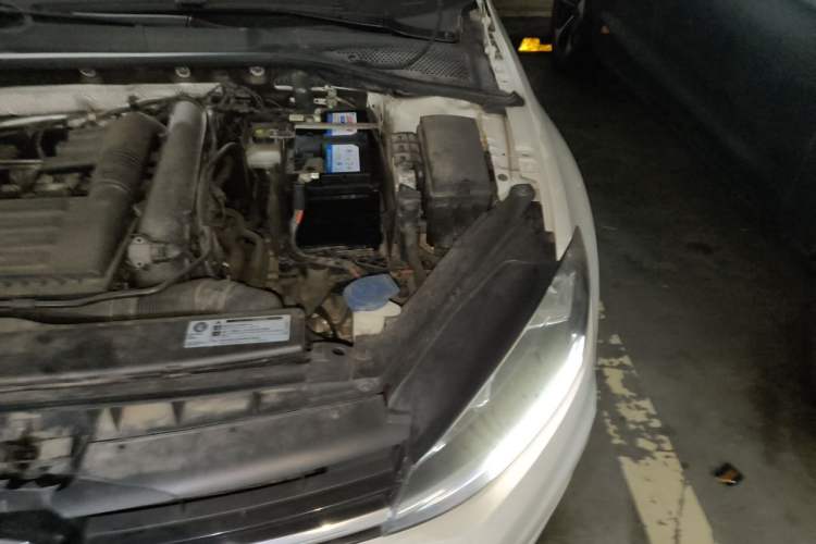 Used Volkswagen Golf 2020 Zhiai Edition 280TSI DSG Luxury Model Engine Bay Left