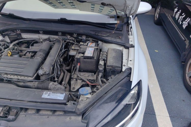 Used Volkswagen Golf 2020 Zhiai Edition 280TSI DSG Comfort Model Engine Bay Left