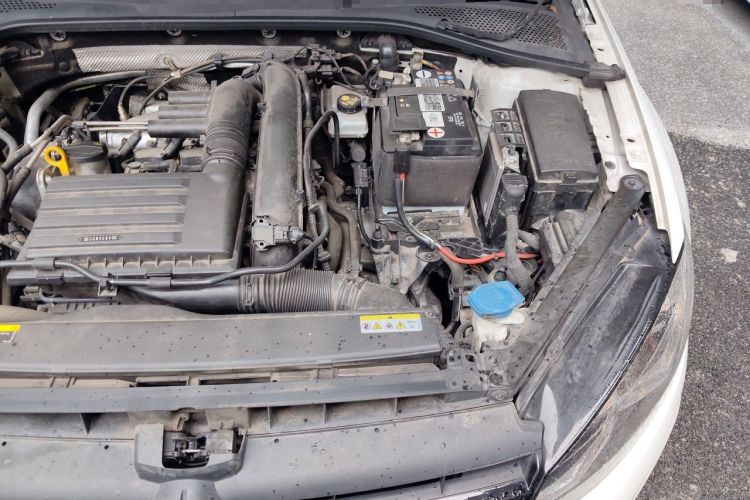 Used Volkswagen Golf 2020 Zhiai Edition 280TSI DSG Comfort Model Engine Bay Left