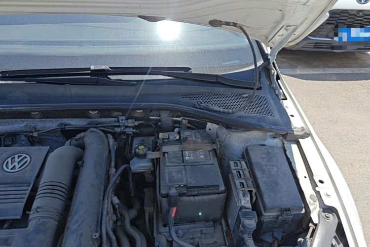 Used Volkswagen Golf 2020 280TSI DSG Comfort Version Engine Bay Left
