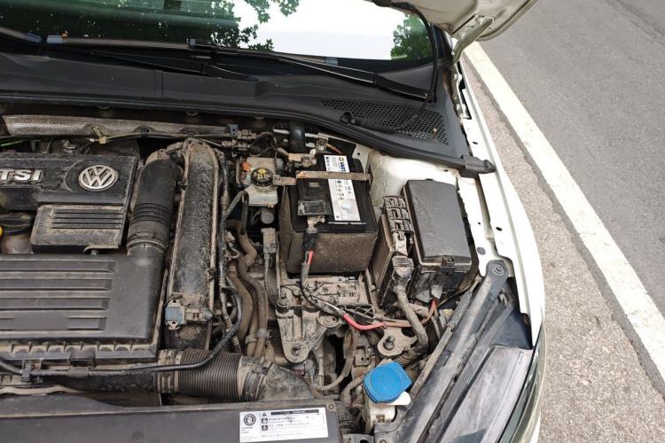 Used Volkswagen Golf 2020 280TSI DSG Comfort Version Engine Bay Left