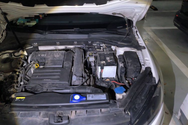 Used Volkswagen Golf 2020 280TSI DSG Comfort Version Engine Bay Left
