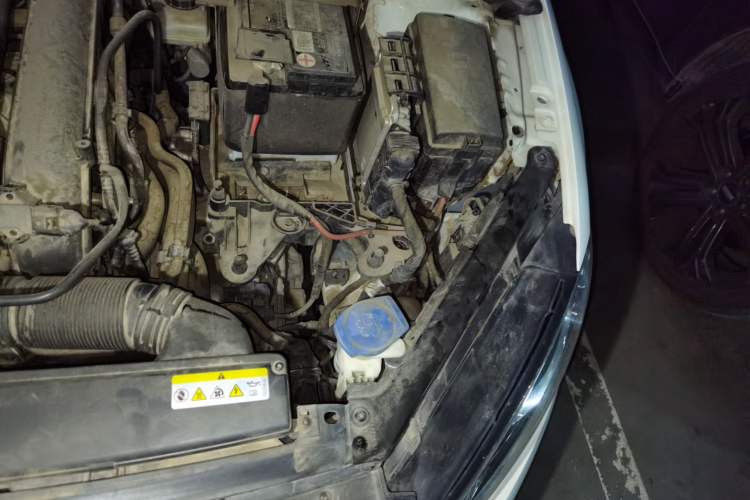 Used Volkswagen Golf 2020 Zhiai Edition 280TSI DSG Luxury Model Engine Bay Left