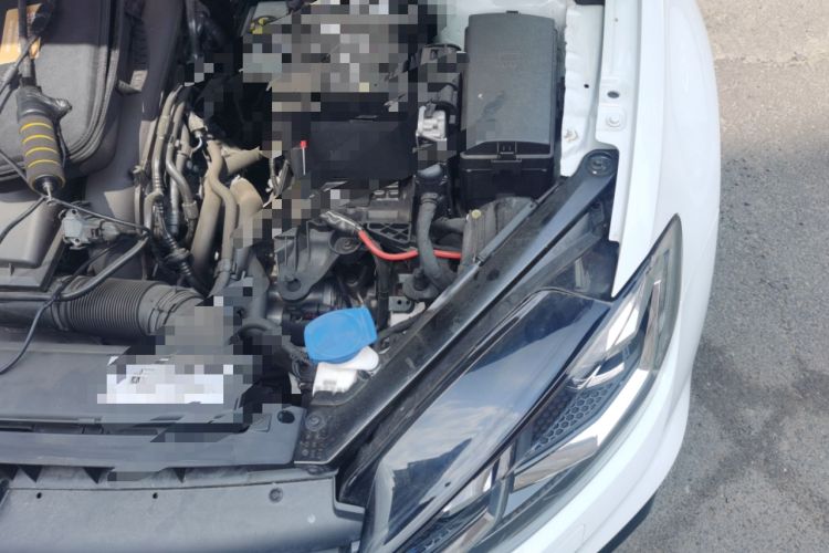 Used Volkswagen Golf 2020 Charming Edition 280TSI DSG R-Line Engine Bay Left