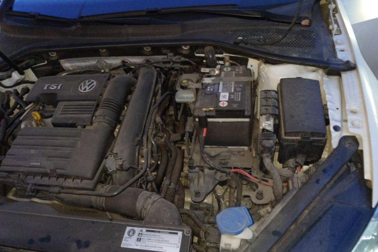 Used Volkswagen Golf 2020 280TSI DSG Comfort Version Engine Bay Left