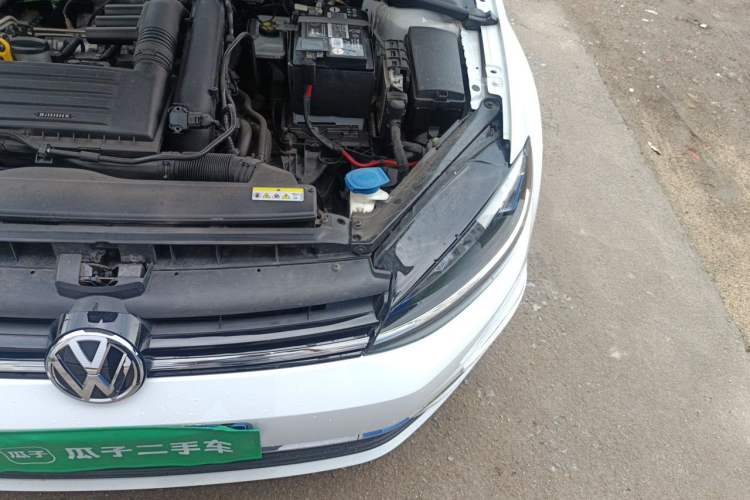 Used Volkswagen Golf 2020 Zhiai Edition 280TSI DSG Comfort Model Engine Bay Left