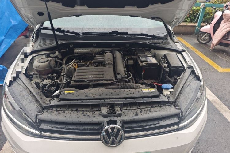 Used Volkswagen Golf 2020 Zhiai Edition 280TSI DSG Comfort Model Engine Bay