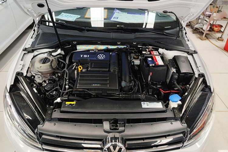 Used Volkswagen Golf 2020 200TSI DSG Comfortable and Ambitious Edition Engine Bay