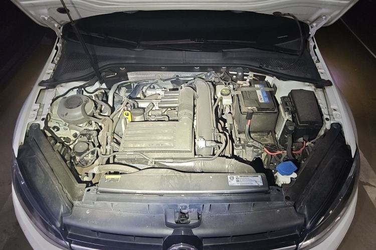Used Volkswagen Golf 2020 Zhiai Edition 280TSI DSG Comfort Model Engine Bay