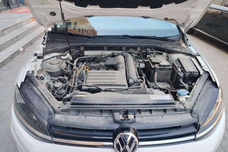 Used Volkswagen Golf 2020 Zhiai Edition 200TSI DSG Comfortable & Ambitious Version Engine Bay
