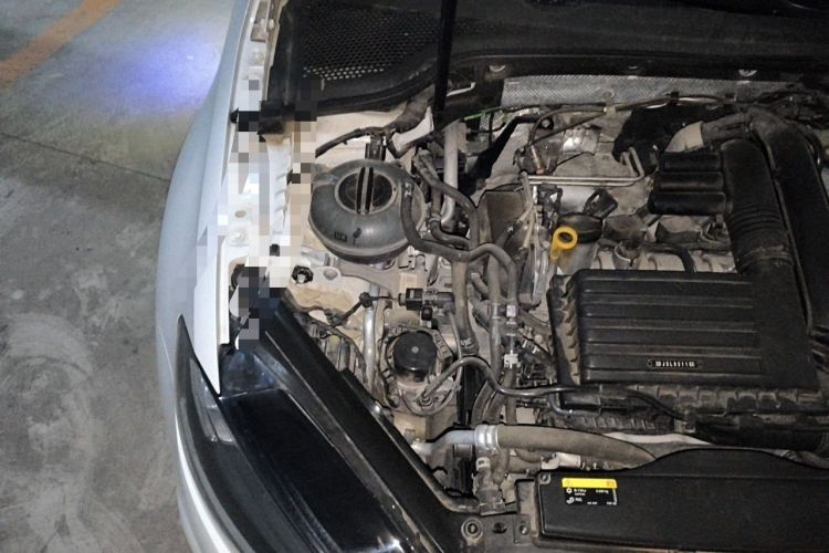 Used Volkswagen Golf 2020 Zhiai Edition 280TSI DSG Luxury Model Engine Bay Right