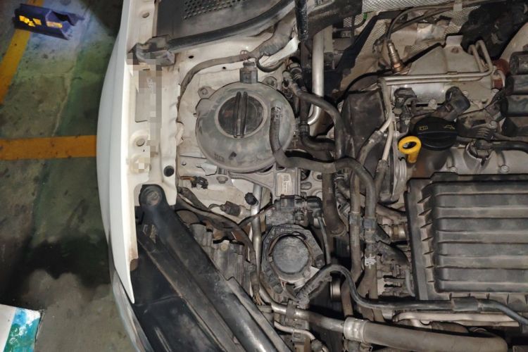 Used Volkswagen Golf 2020 Zhiai Edition 280TSI DSG Comfort Model Engine Bay Right