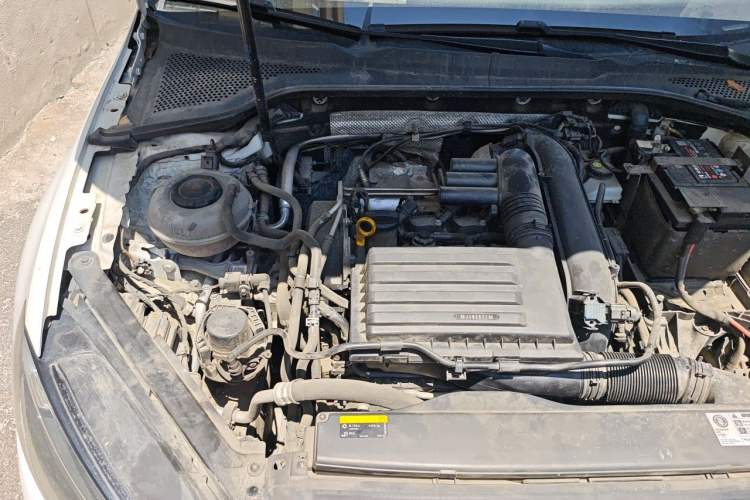 Used Volkswagen Golf 2020 Zhiai Edition 280TSI DSG Comfort Model Engine Bay Right