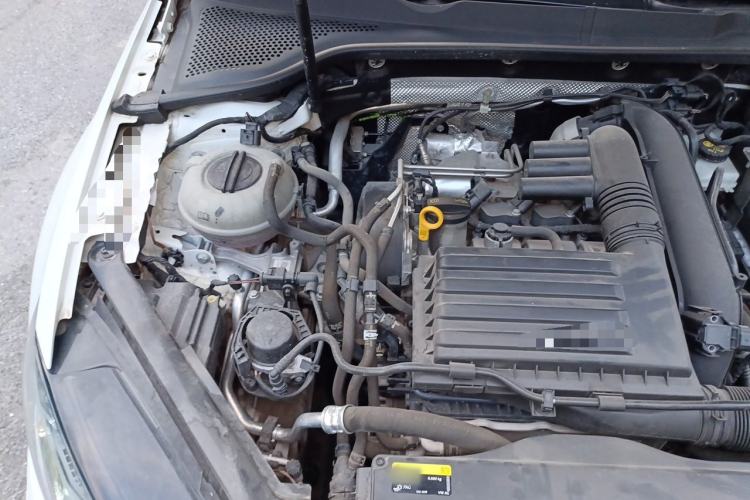Used Volkswagen Golf 2020 Charming Edition 280TSI DSG R-Line Engine Bay Right