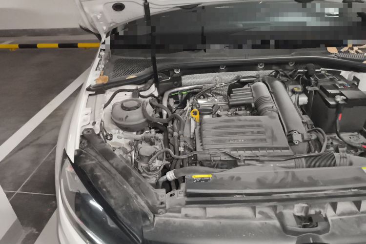 Used Volkswagen Golf 2020 Zhiai Edition 280TSI DSG Comfort Model Engine Bay Right