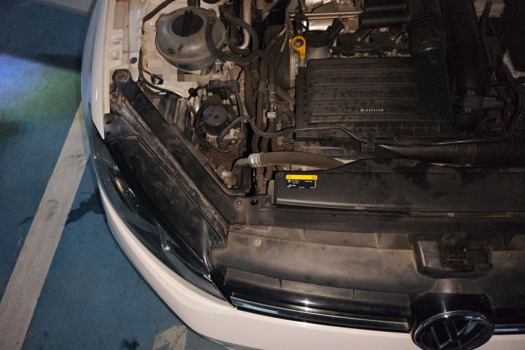 Used Volkswagen Golf 2020 Zhiai Edition 280TSI DSG Comfort Model Engine Bay Right