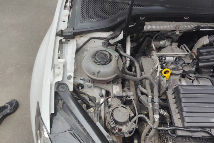 Used Volkswagen Golf 2020 Zhiai Edition 280TSI DSG Comfort Model Engine Bay Right