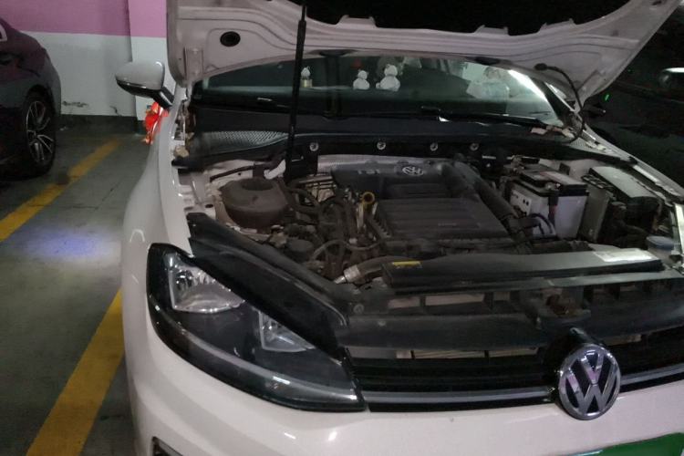 Used Volkswagen Golf 2020 280TSI DSG Comfort Version Engine Bay Right