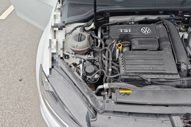 Used Volkswagen Golf 2020 280TSI DSG Comfort Version Engine Bay Right