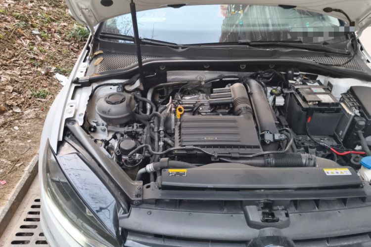Used Volkswagen Golf 2020 Zhiai Edition 200TSI DSG Comfortable & Ambitious Version Engine Bay Right