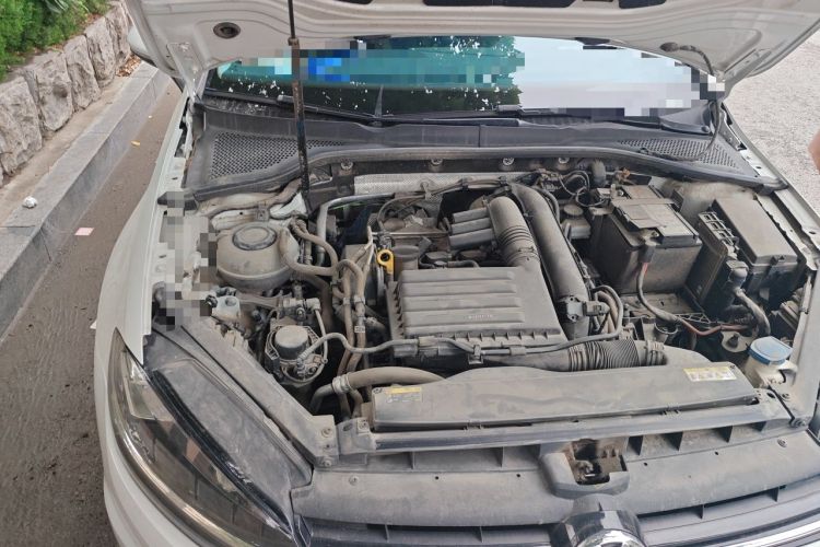 Used Volkswagen Golf 2020 Zhiai Edition 280TSI DSG Comfort Model Engine Bay Right