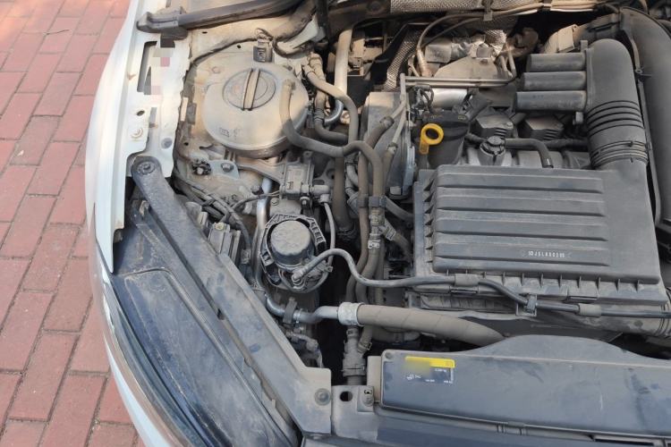Used Volkswagen Golf 2020 Zhiai Edition 280TSI DSG Comfort Model Engine Bay Right