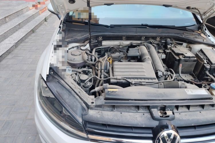 Used Volkswagen Golf 2020 Zhiai Edition 200TSI DSG Comfortable & Ambitious Version Engine Bay Right