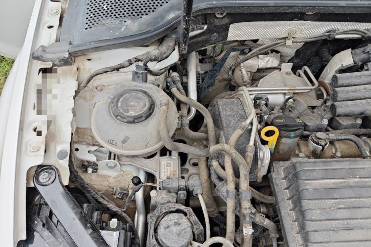 Used Volkswagen Golf 2020 Zhiai Edition 280TSI DSG Luxury Model Engine Bay Right