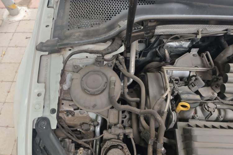 Used Volkswagen Golf 2020 Zhiai Edition 280TSI DSG Comfort Model Engine Bay Right